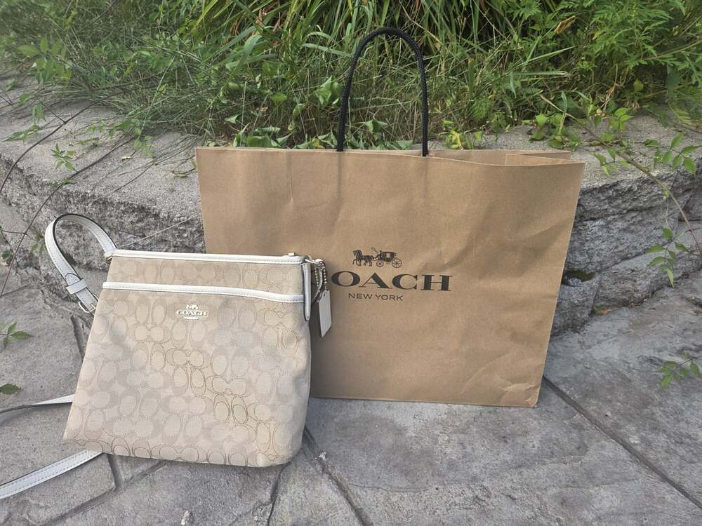 Coach Signature File Bag Crossbody F28502 Khaki White Womens Large Beige